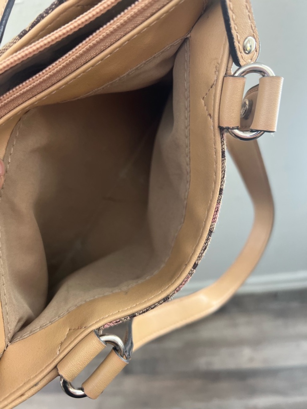 Vintage Liz & Co. Brown Geometric Shoulder Bag With Leather Look Trim Y2K - Picture 7 of 8